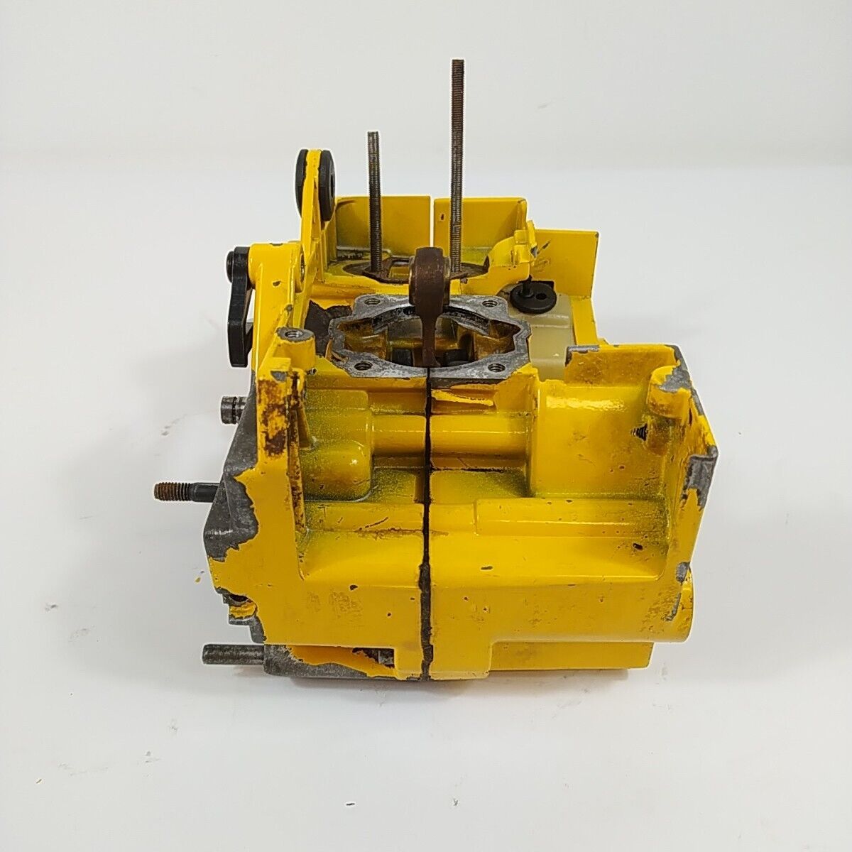 CARTER SERBATOIO carburante e albero motore MOTOSEGA MCCULLOCH PM 484 usato