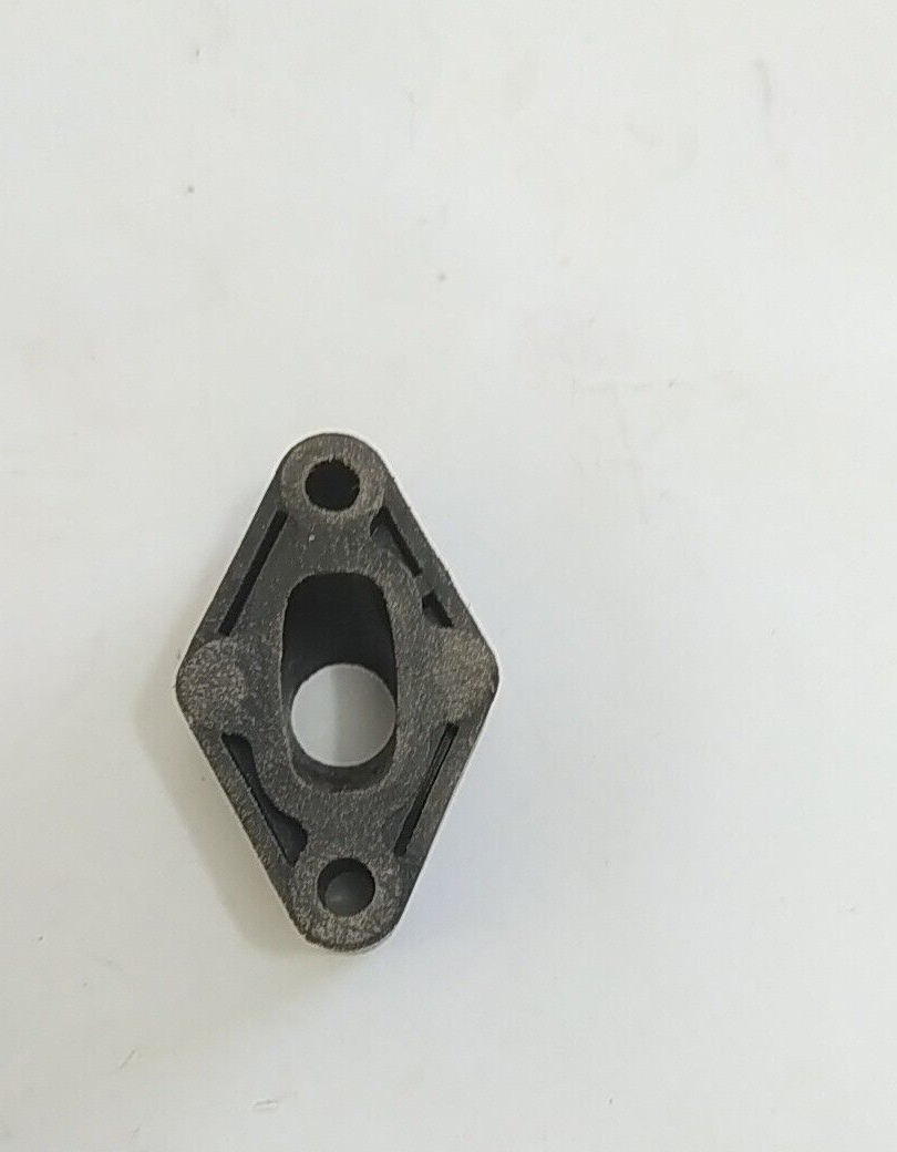 Ricambio COLLETTORE CARBURATORE usato per decespugliatore Komatsu ZENOAH G4K