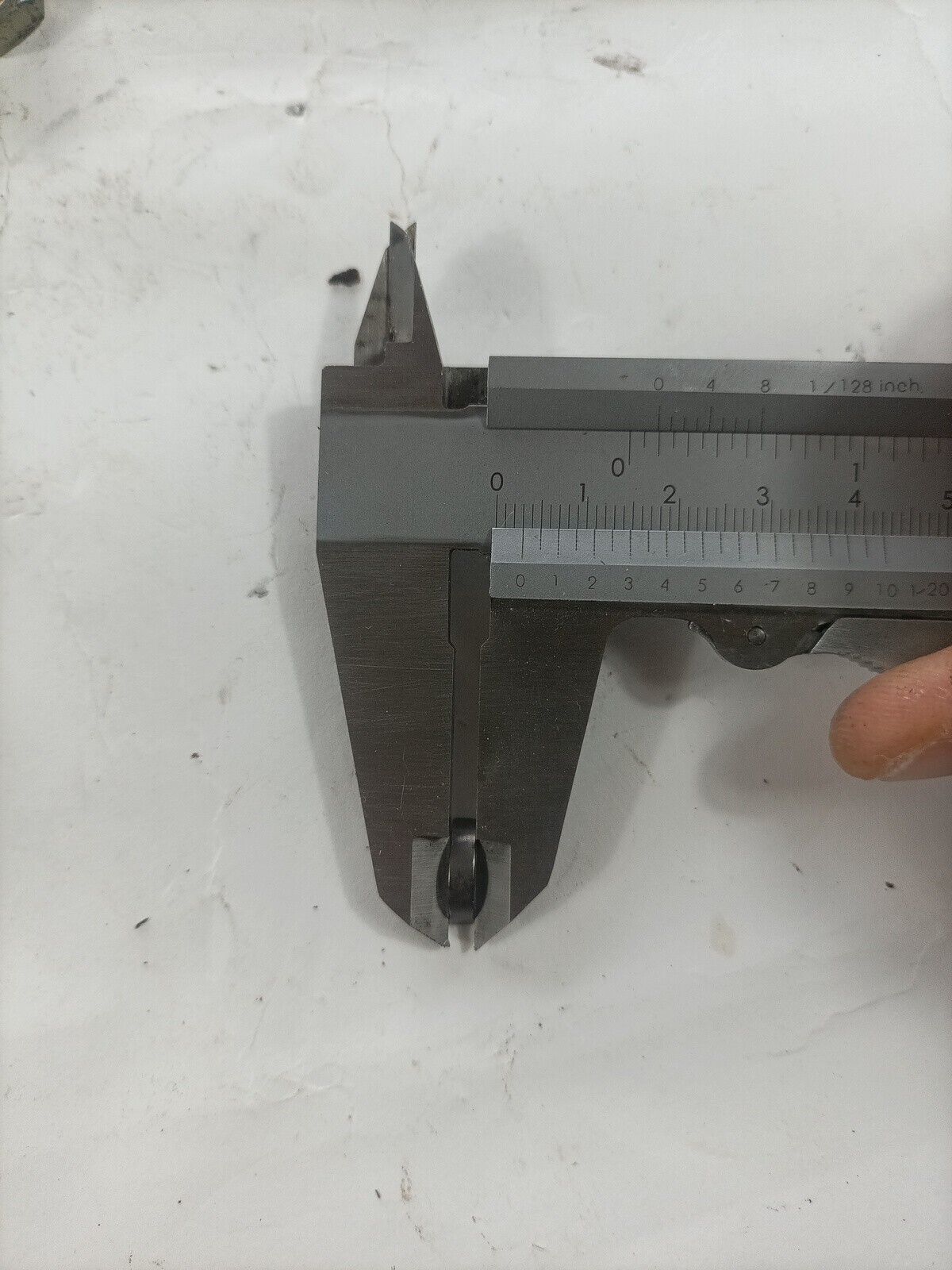 DECESPUGLIATORE taglia TANAKA Sum 602 E Bullone dado Albero Motore Ricambi Usati