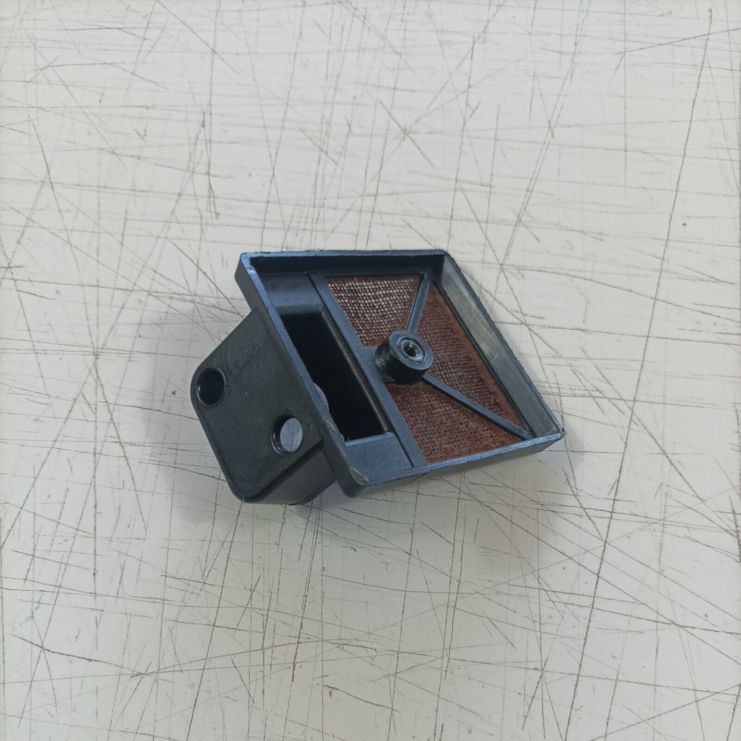 MOTOSEGA OLEOMAC OM 251 filtro aria SUPPORTO CARBURATORE ricambi usati