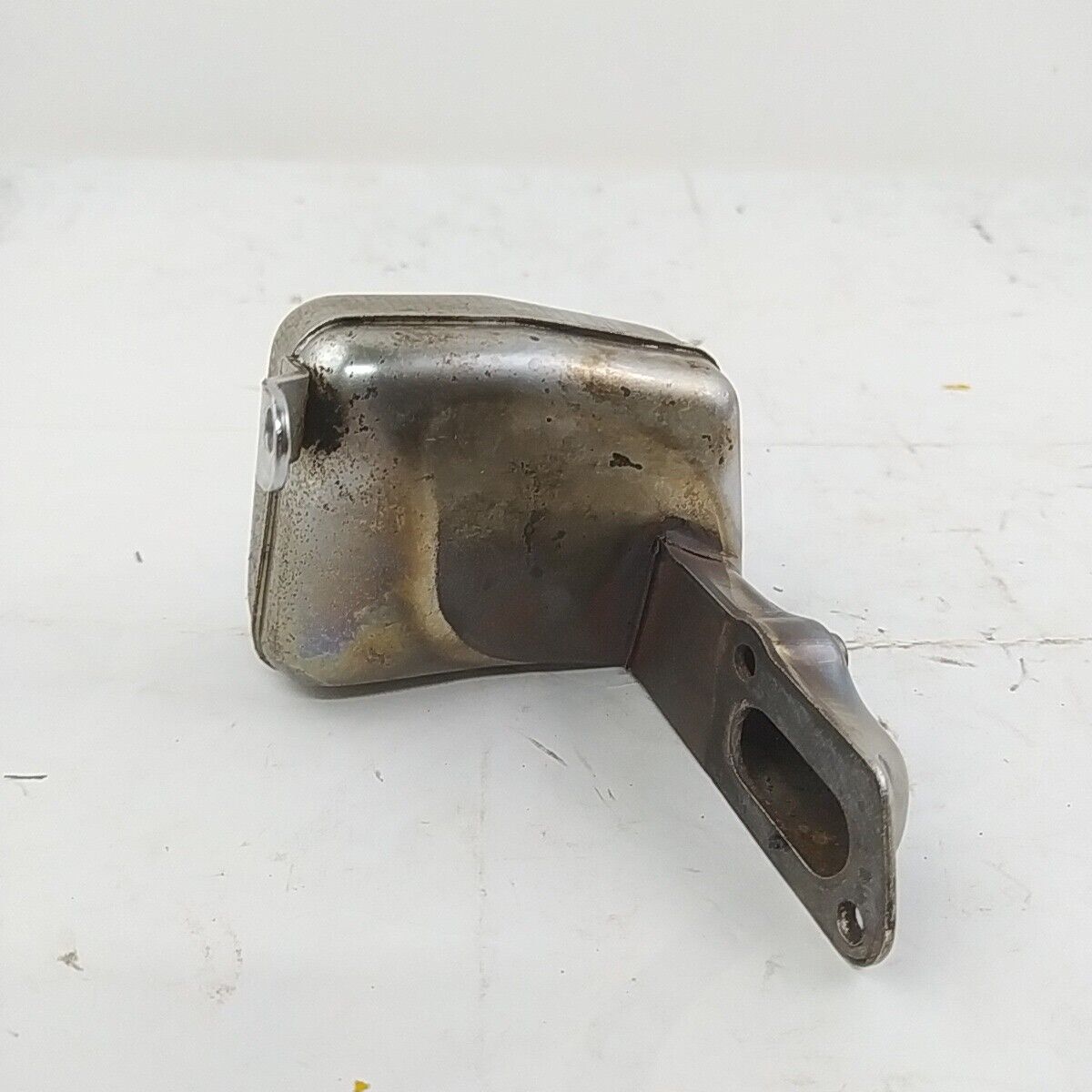 MOTOSEGA ALPINA A 70 0-70 ricambio MARMITTA SILENZIATORE di scarico usato