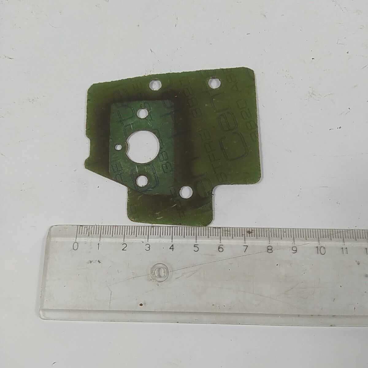 Ricambio FLANGIA RACCORDO CARBURATORE per motosega ALPINA A45 Castor CP 45 usato