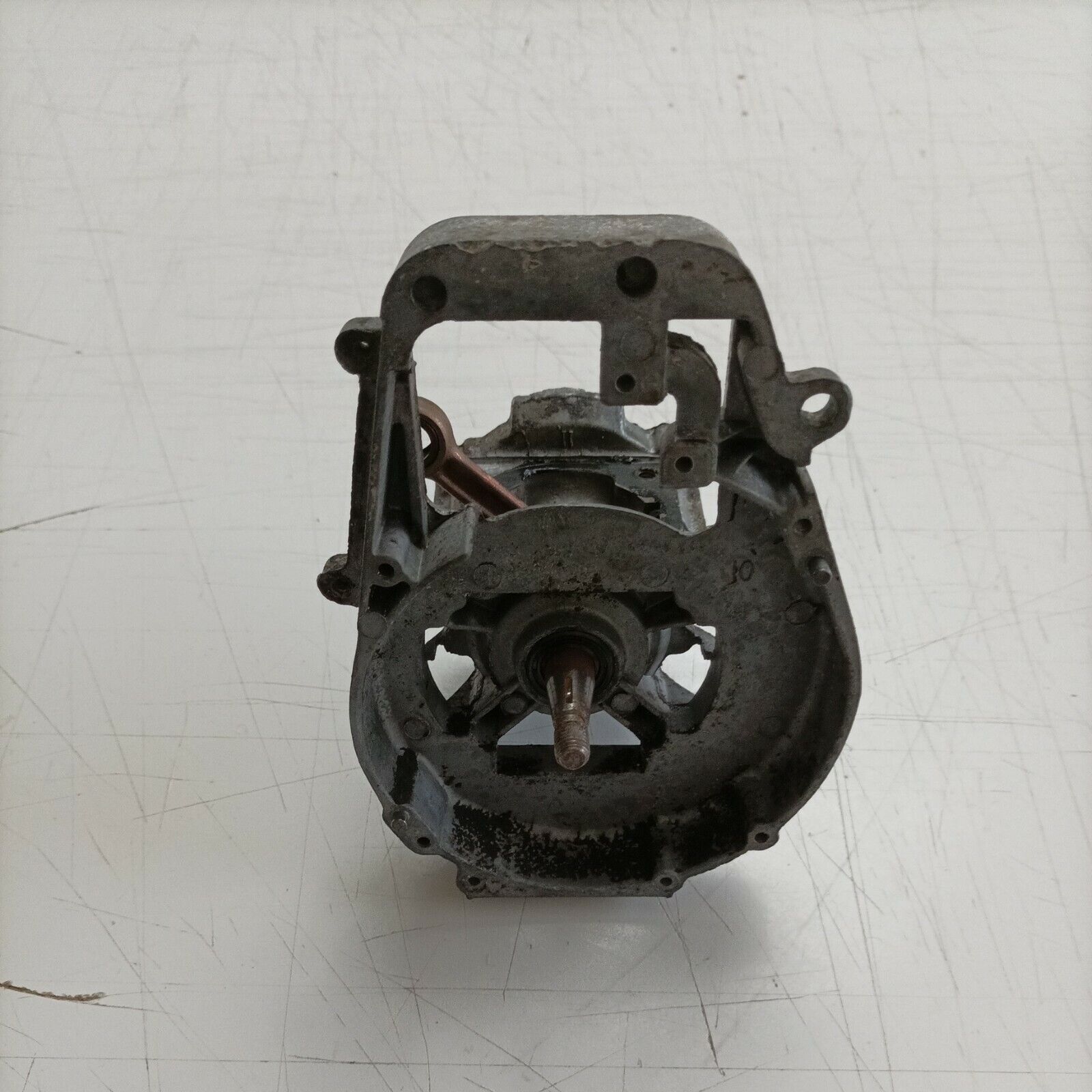 ricambio CARTER E ALBERO MOTORE usato PER DECESPUGLIATORE MCCULLOCH PRO MAC 2000