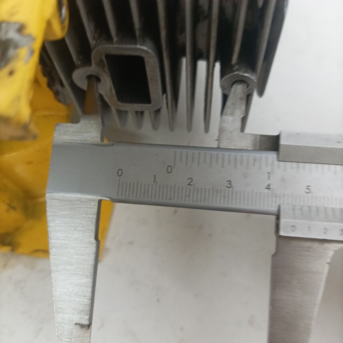 Ricambio MOTORE completo di CILINDRO ALBERO CARTER per  MCCULLOCH PM 370 usato