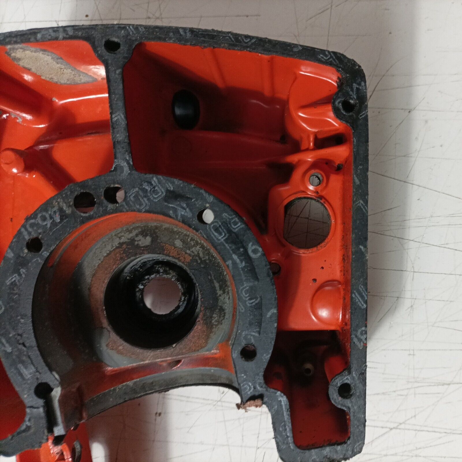 CARTER BASAMENTO CILINDRO LATO VOLANO TELAIO PER MOTOSEGA CASTOR C70 ALPINA A70