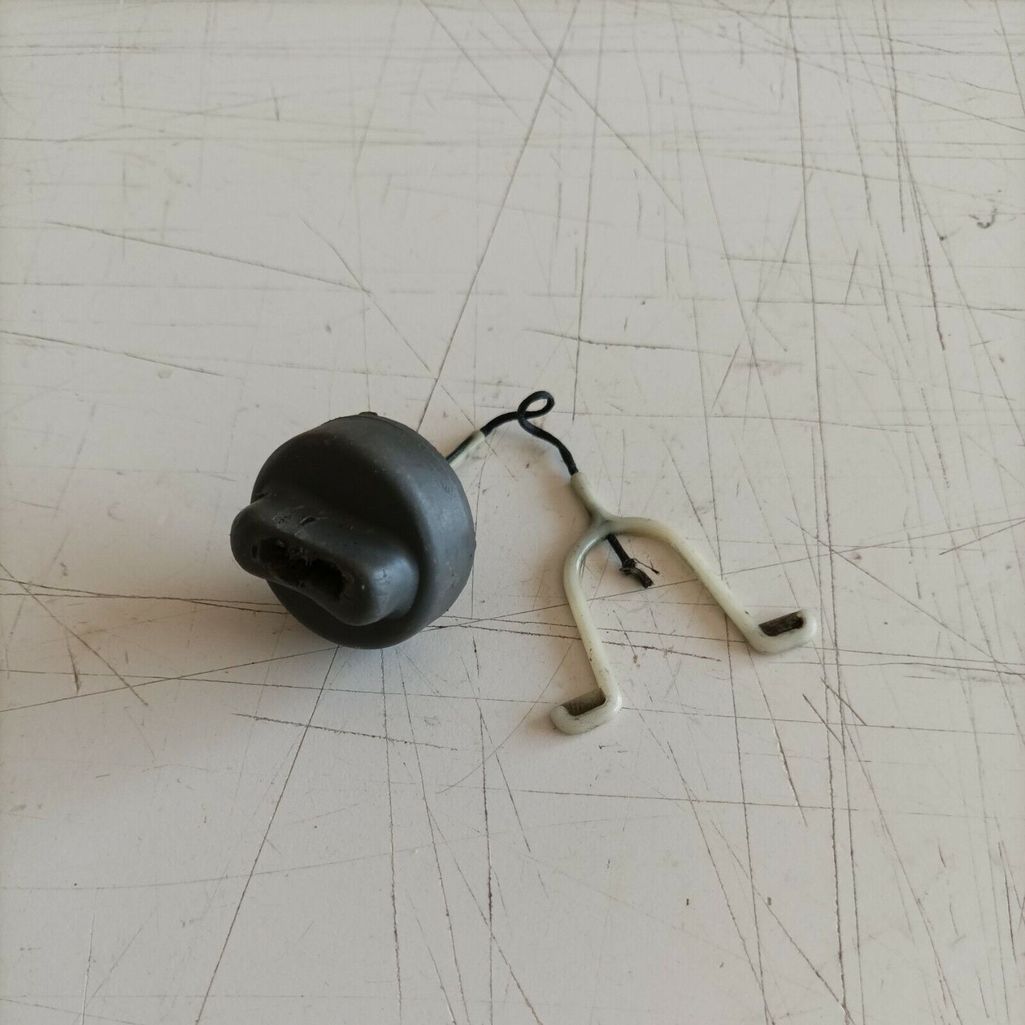 TAPPO serbatoio olio PER MOTOSEGA PAPILLON RANGER 41 ricambi usati