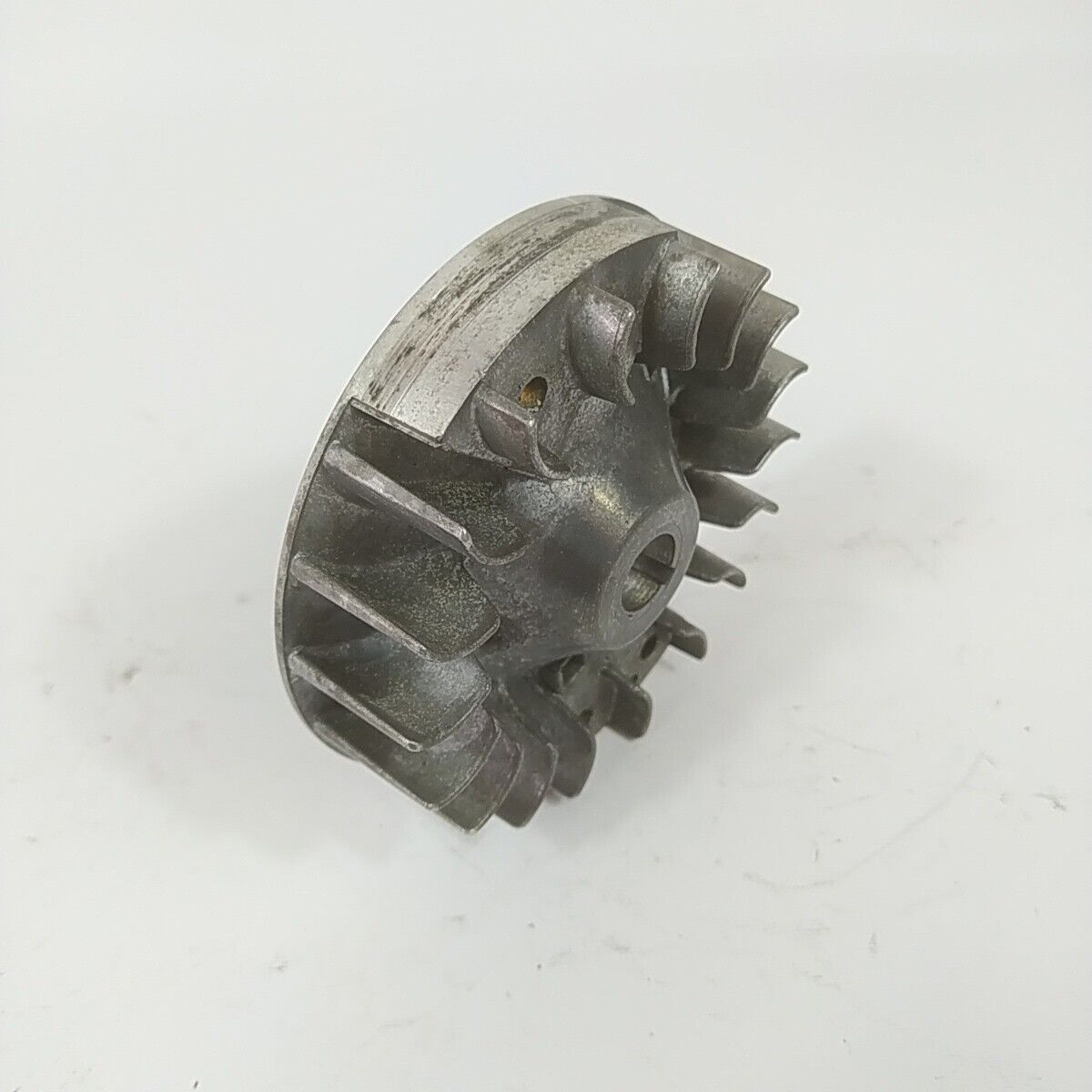 Ricambio VOLANO MAGNETICO DI AVVIAMENTO per decespugliatore TANAKA 501 ik usato