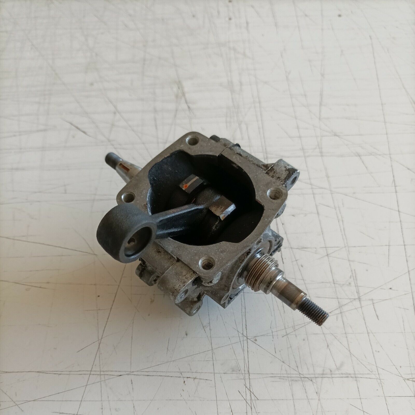albero motore E CARTER COMPLETO PER MOTOSEGA PAPILLON RANGER 41 ricambi usati