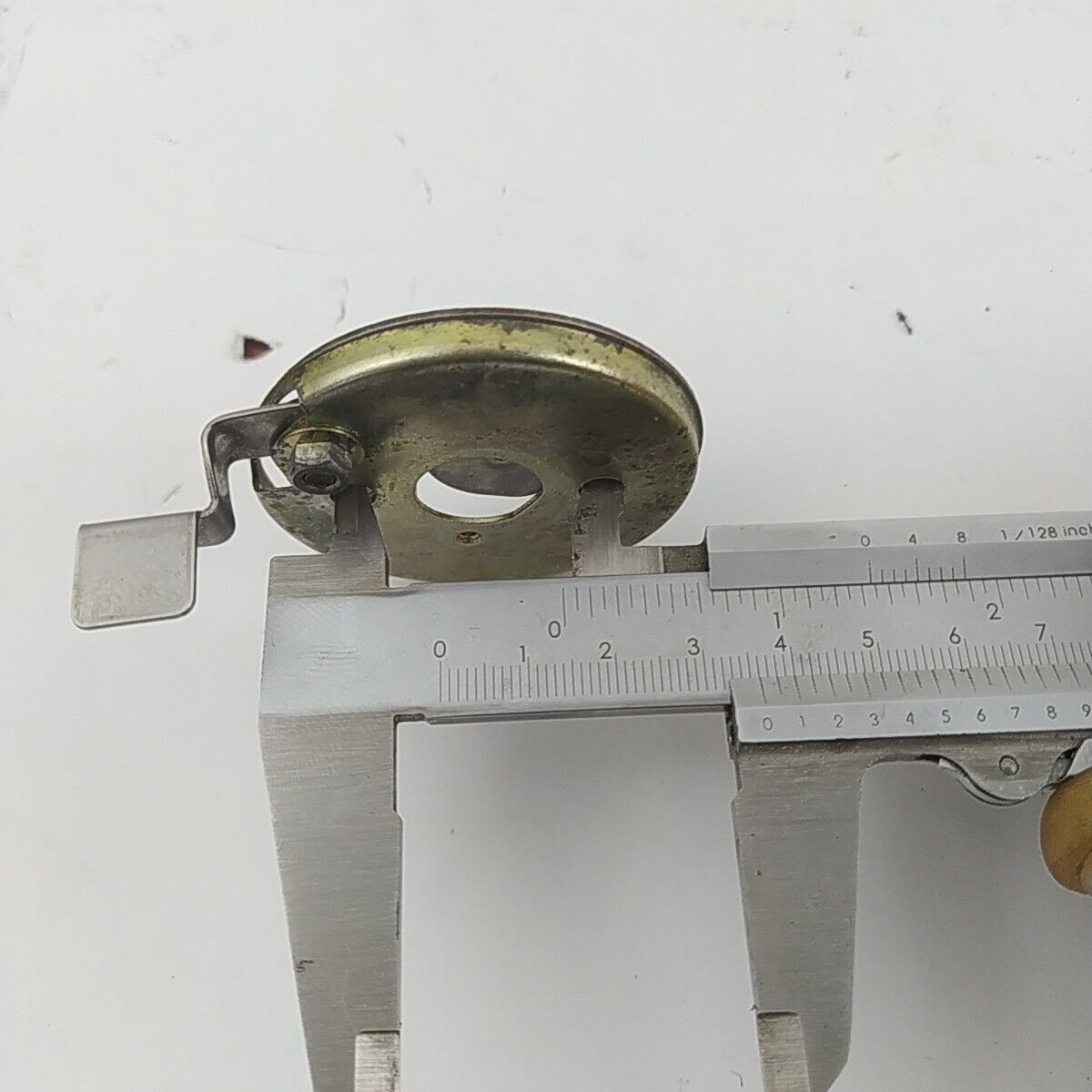 Ricambio SUPPORTO FILTRO DELL' ARIA usato per decespugliatore MARUYAMA AE 320