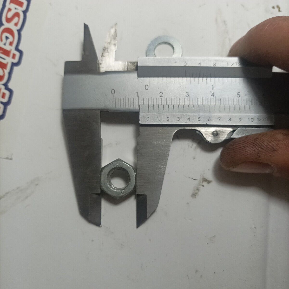 Ricambio DADO VOLANO ALBERO MOTOR Usato per decespugliatore SANDRIGARDEN GBL 26 