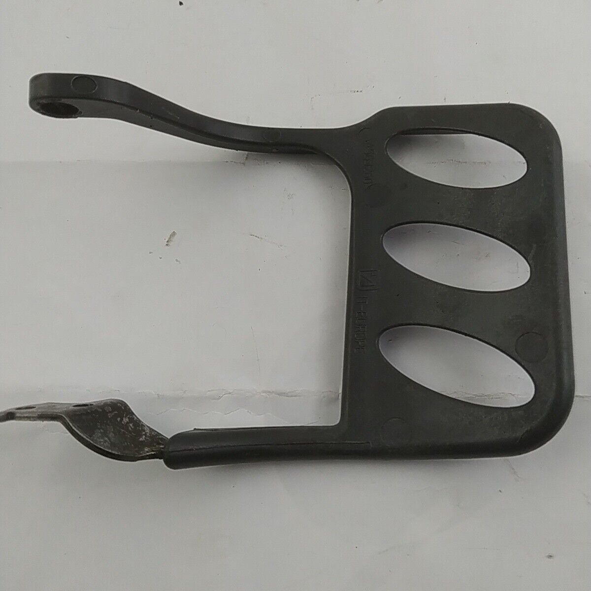 MOTOSEGA CASTOR CP 361 ricambio MANIGLIA PROTEZIONE FRENO BLOCCO CATENA  Usato