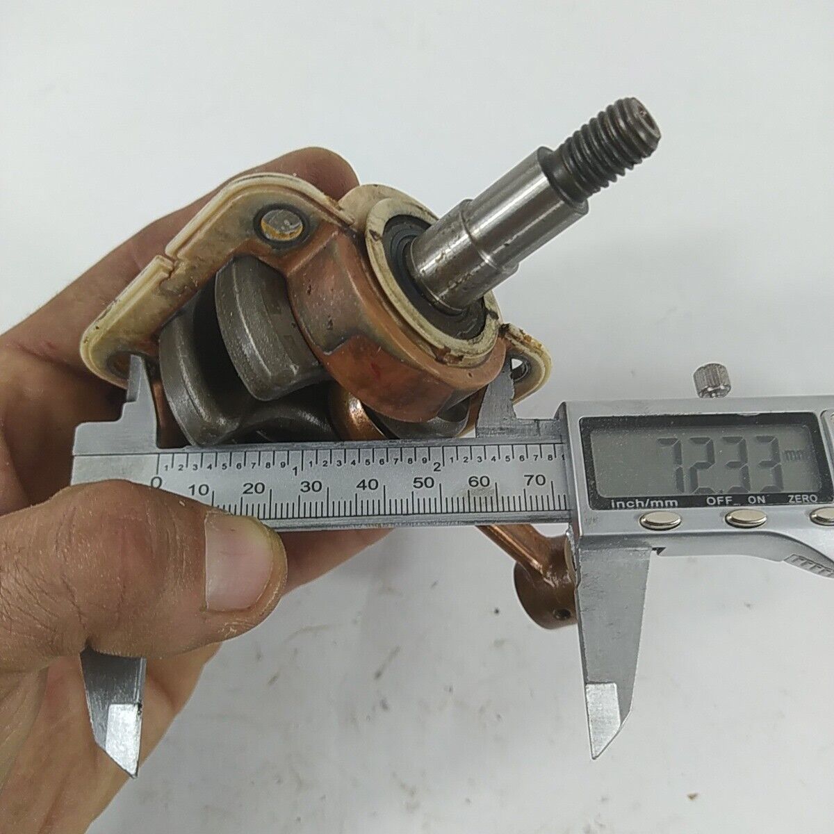 Ricambi per DECESPUGLIATORE HUSQVARNA 39 R usati ALBERO MOTORE ORIGINALE biella 