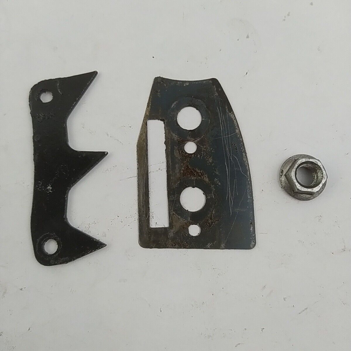 ricambio ARPIONE ARTIGLIO E DADO BARRA catena per MOTOSEGA ALPINA A 350 usato