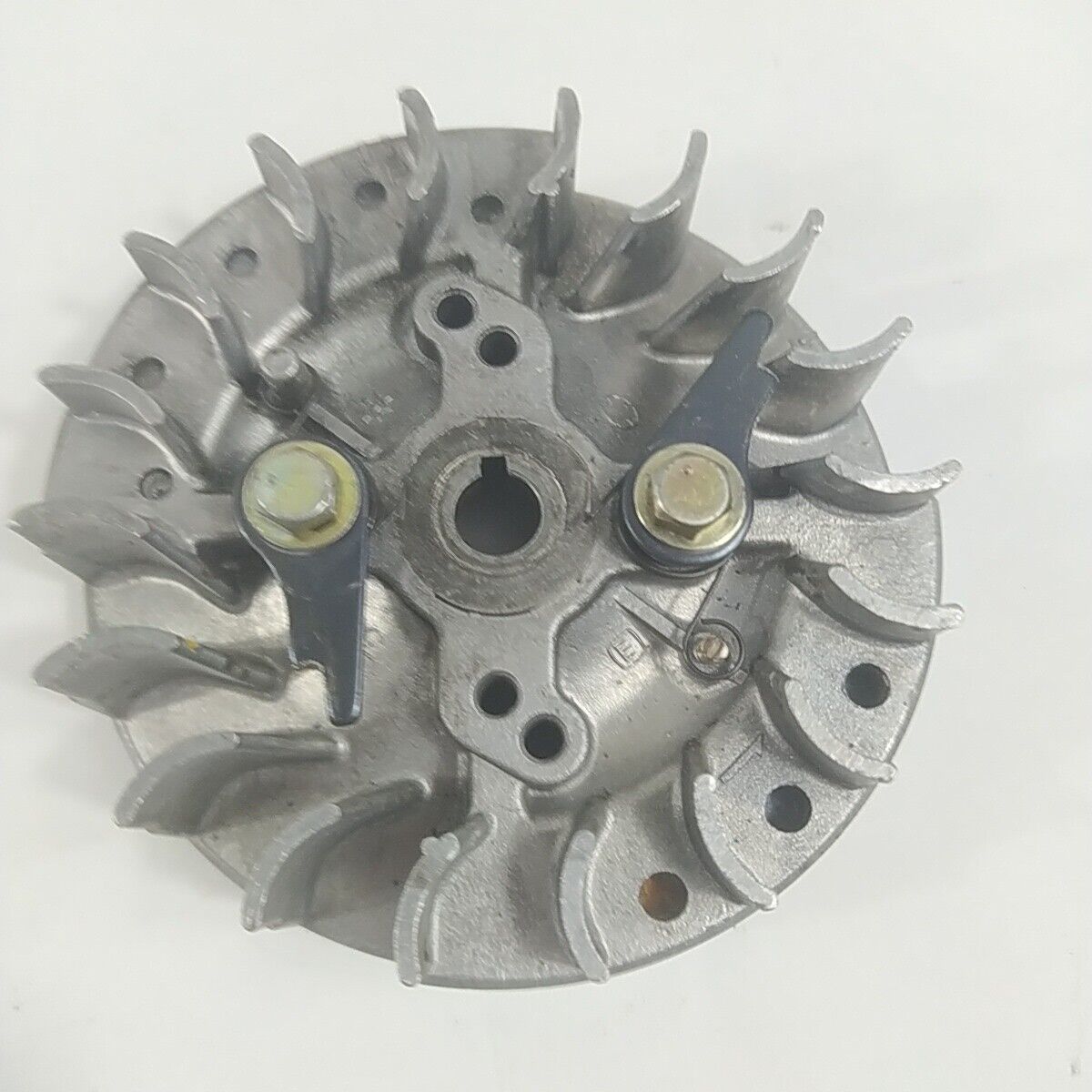 Ricambi per motosega ECHO CS-302 VOLANO MAGNETICO DI AVVIAMENTO ACCENSIONE usati