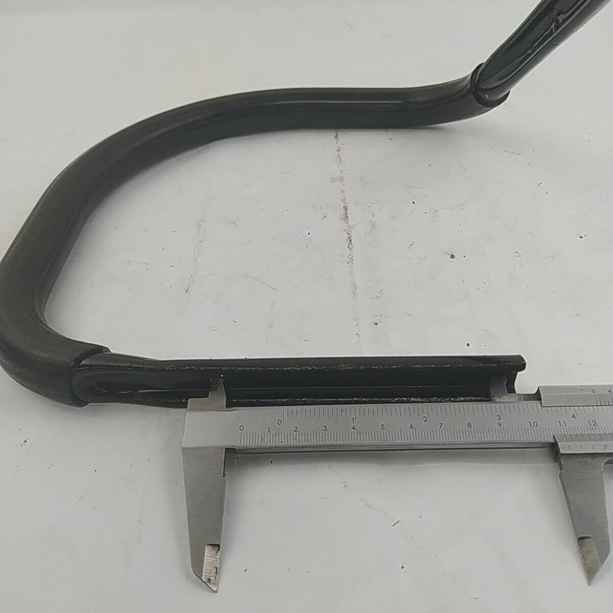 motosega CASTOR CP- 500 IMPUGNATURA MANIGLIA SUPERIORE Ricambio Usato