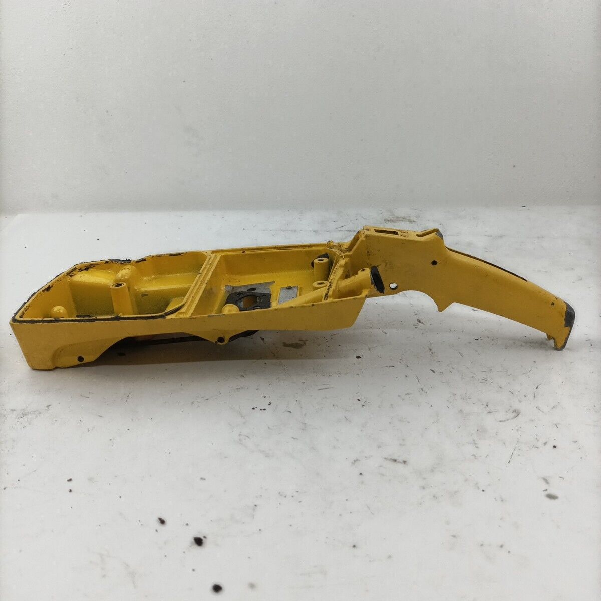 Ricambi MANIGLIA IMPUGNATURA comandi PER MOTOSEGA MCCULLOCH PRO MAC 700 usati