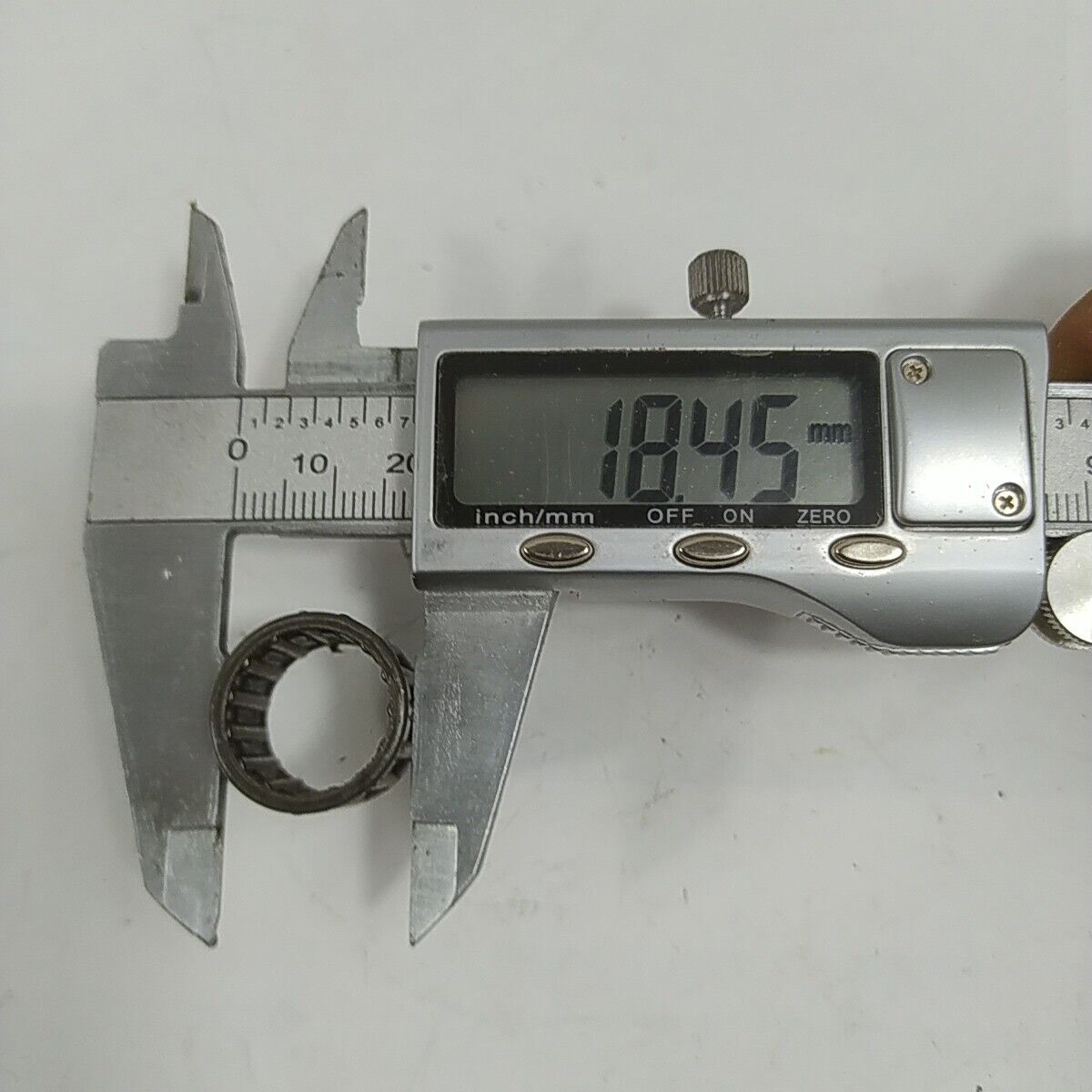 Ricambi per MOTOSEGA BLITZ 600 OLEO MAC 260 usati GABBIA RULLI FRIZIONE