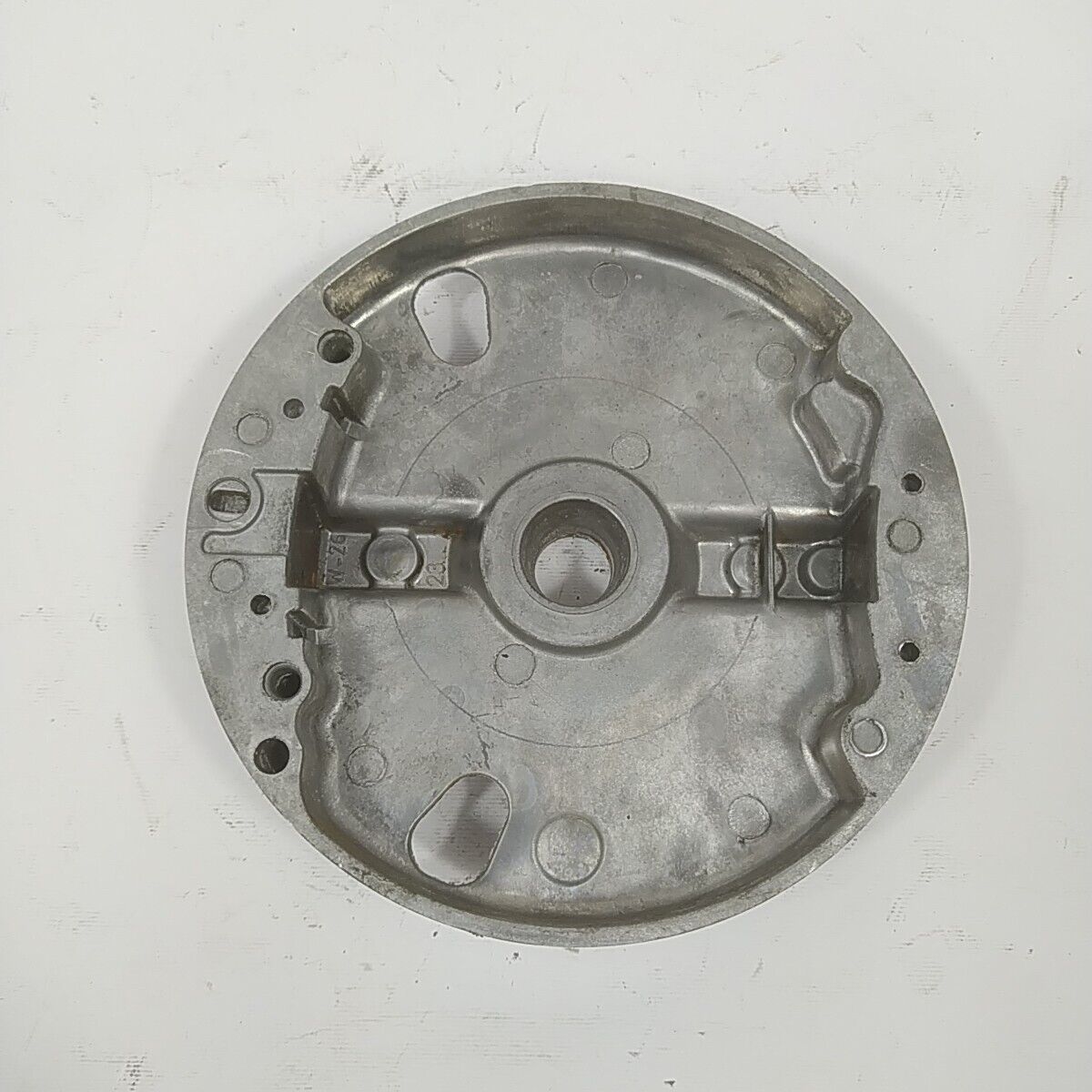 Ricambi VOLANO MAGNETICO AVVIAMENTO per tosaerba Briggs & Stratton 675 EXi usati