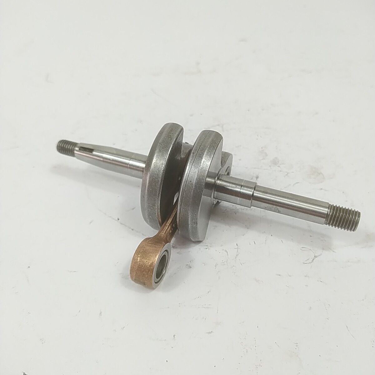 ricambi ALBERO MOTORE per motosega ALPINA SILVER 40 castor 330 338 usati