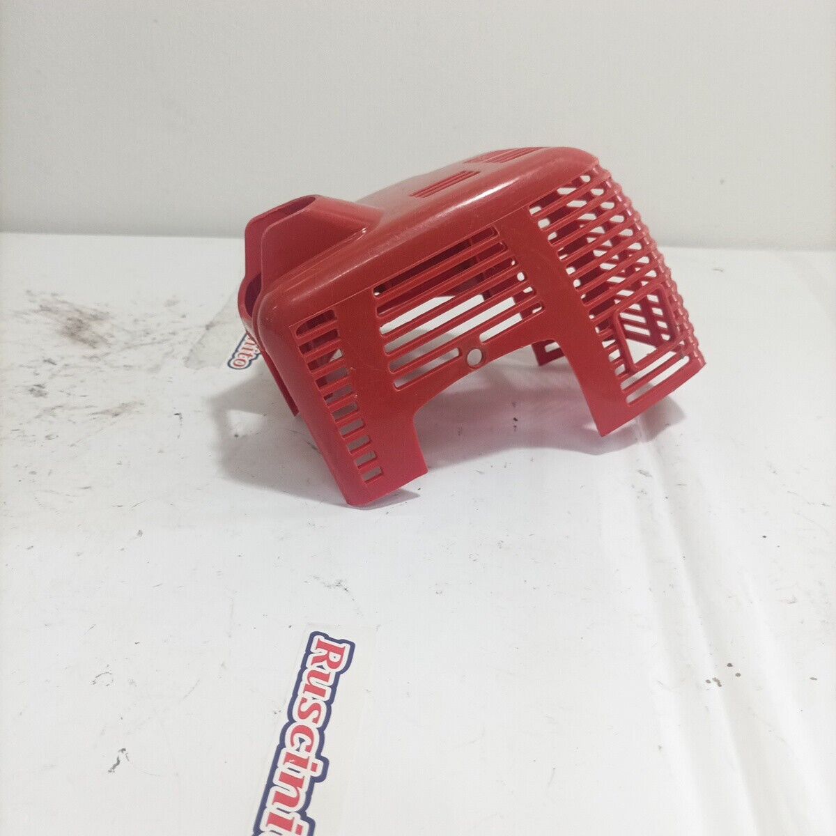 Ricambio COPERCHIO COPRI MOTORE Usato per decespugliatore SANDRIGARDEN GBL 26 