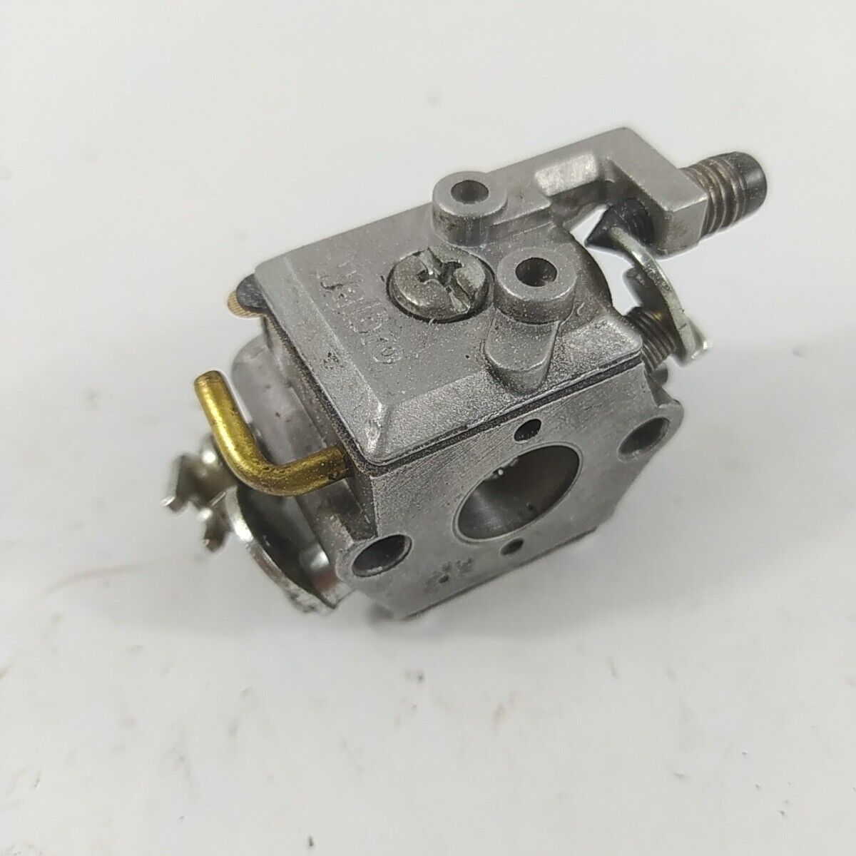 Ricambi per DECESPUGLIATORE HUSQVARNA 39 R usati CARBURATORE WALBRO WT 235