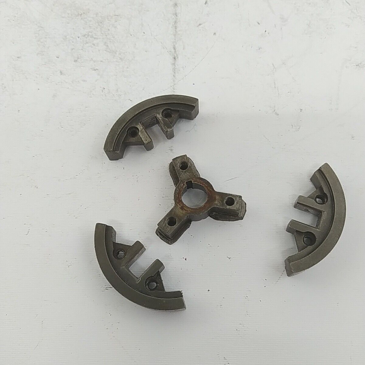 Ricambi per MOTOSEGA BLITZ 501 OLEOMAC 251 usati FRIZIONE TRASMISSIONE CATENA