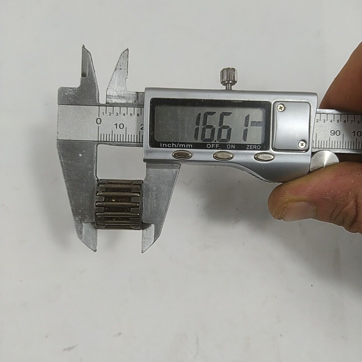 Ricambi per MOTOSEGA BLITZ 600 OLEO MAC 260 usati GABBIA RULLI FRIZIONE