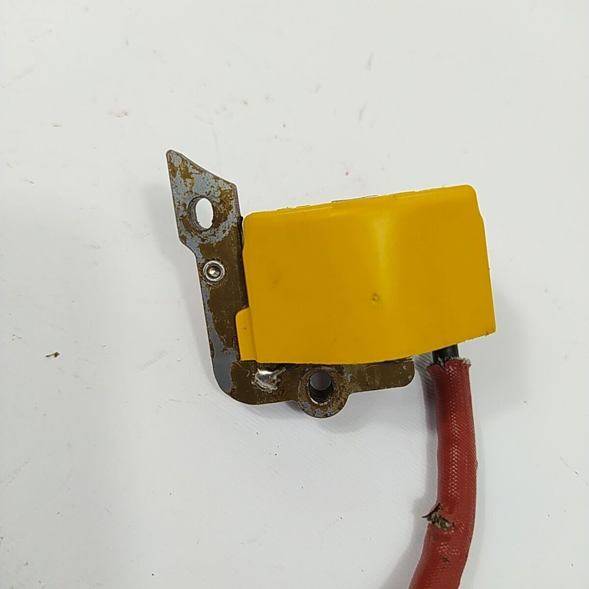 ricambi usati BOBINA ACCENSIONE AVVIAMENTO ORIGINALE per motosega CASTOR 438 