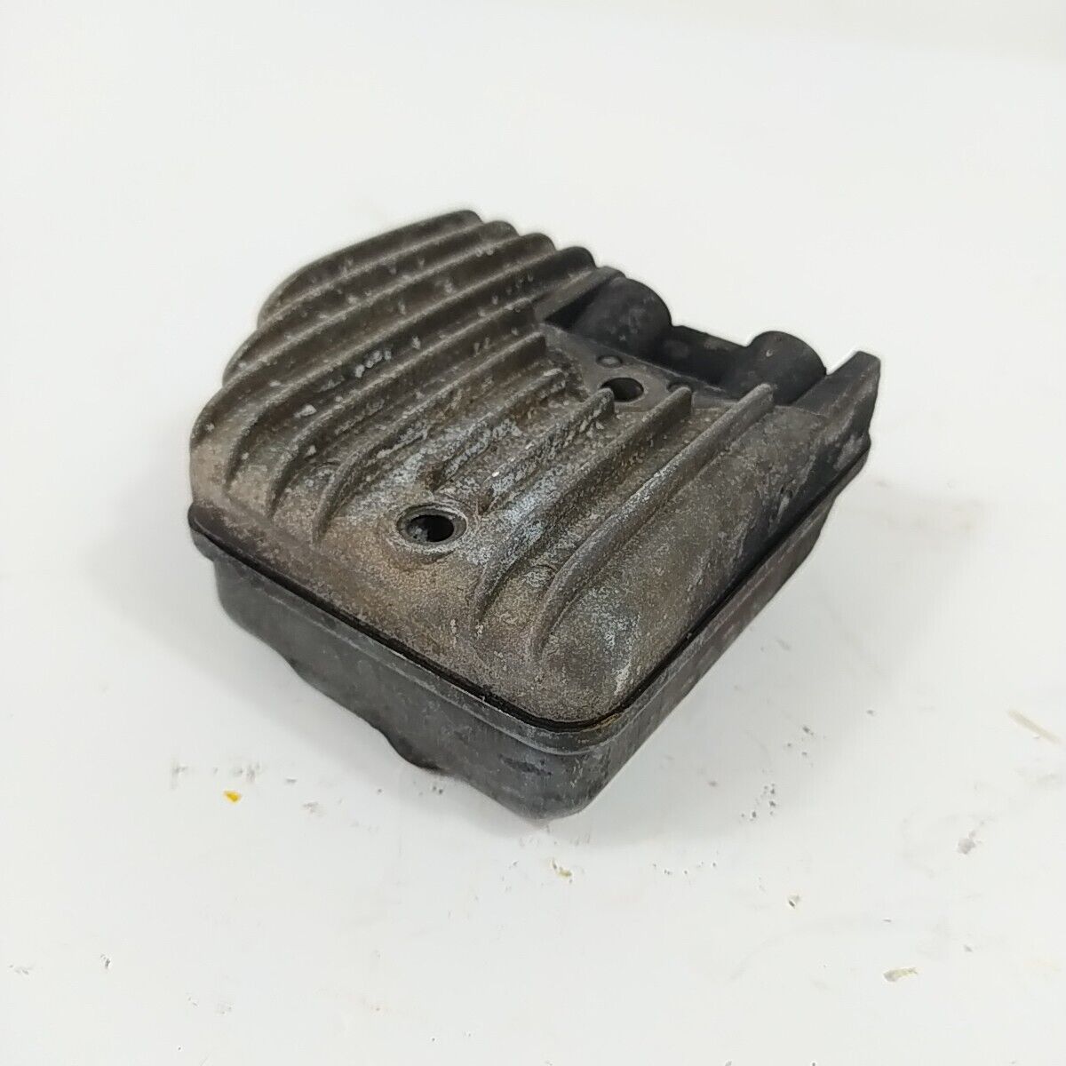 MARMITTA scarico terminale COMPLETA PER MOTOSEGA MCCULLOCH PM 484 ricambi usati