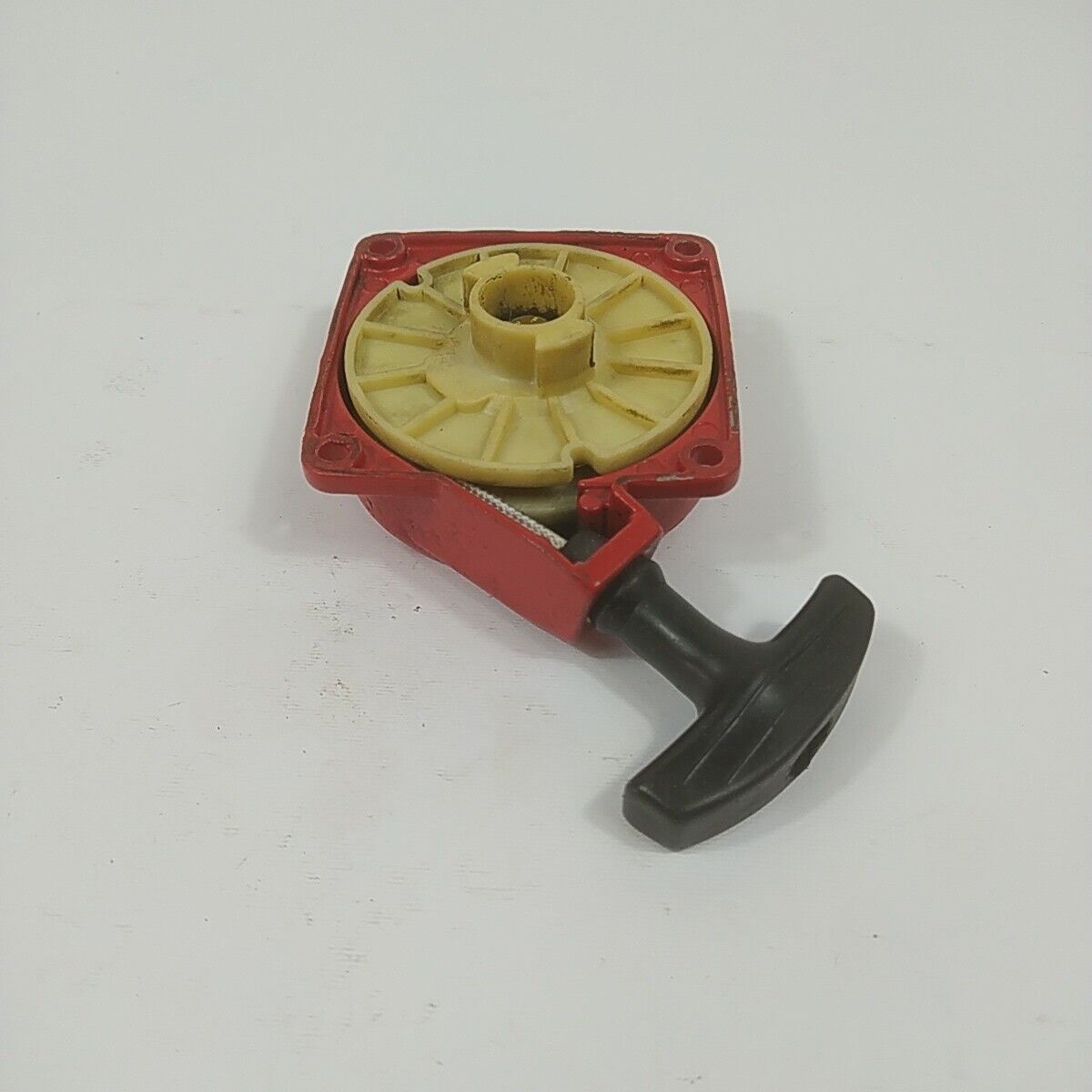 Ricambio per decespugliatore EFCO 8420 8425 COPERCHIO AVVIAMENTO A STRAPPO usato