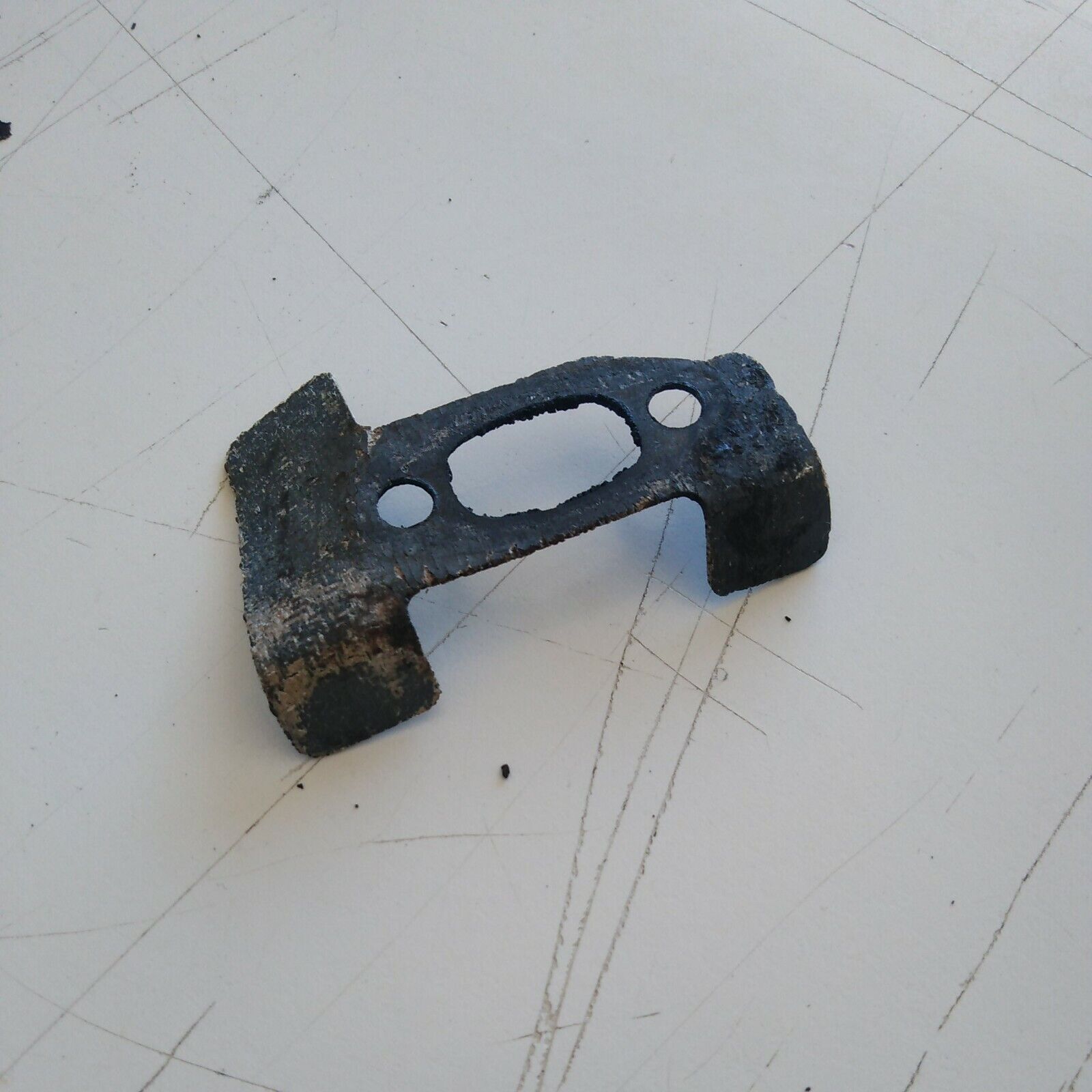 CASTOR TURBO 20  DECESPUGLIATORE MARMITTA TERMINALE SCARICO Ricambio usato