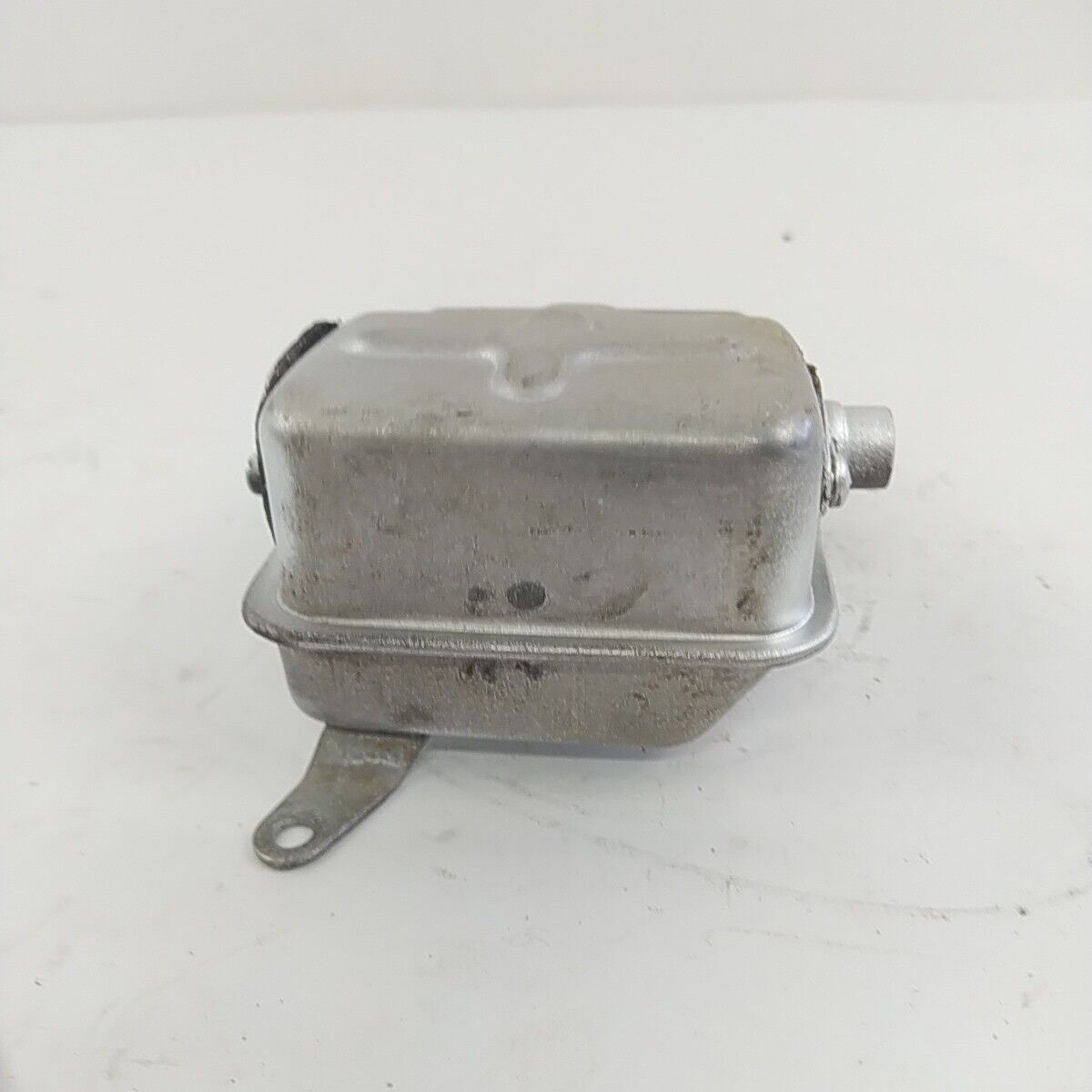 Ricambio MARMITTA SILENZIATORE usato per decespugliatore MITSUBISHI TL 52