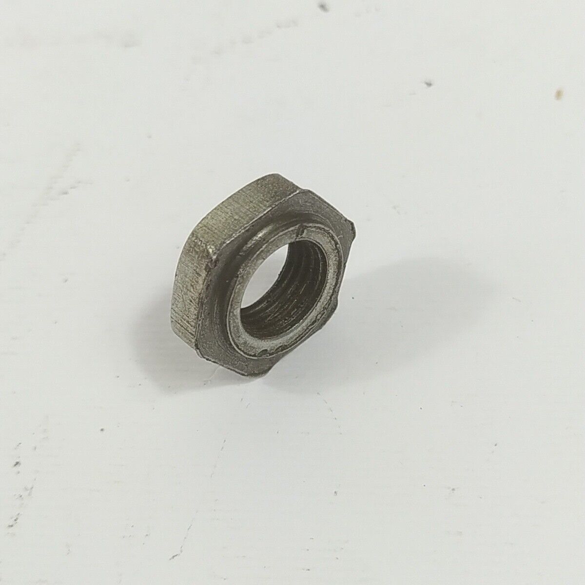 Ricambi usati per decespugliatore MCCULLOCH BP 38 AV DADO LATO TRASMISSIONE