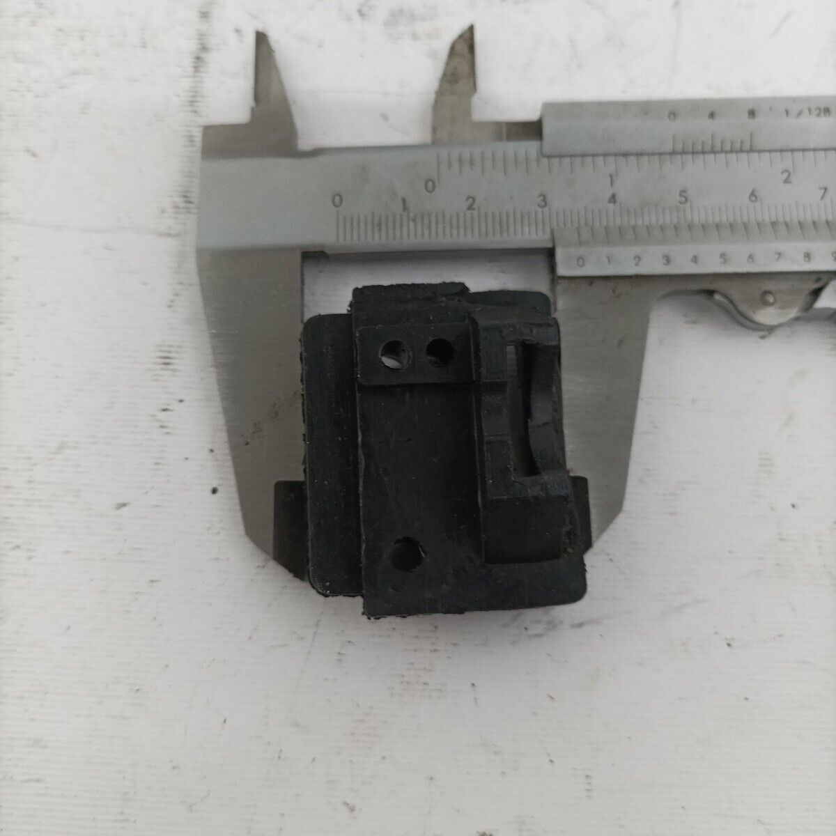 ricambio GOMMINO VITI DI REGOLAZIONE CARBURATORE motosega ALPINA PROF 70 usati