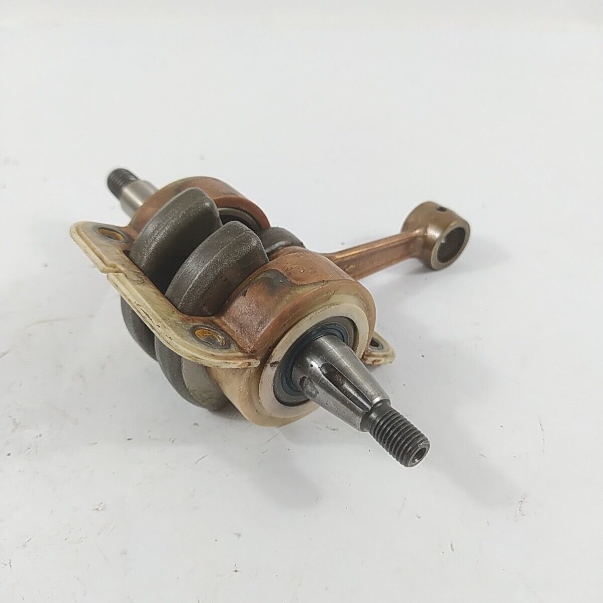 Ricambi per DECESPUGLIATORE HUSQVARNA 39 R usati ALBERO MOTORE ORIGINALE biella 
