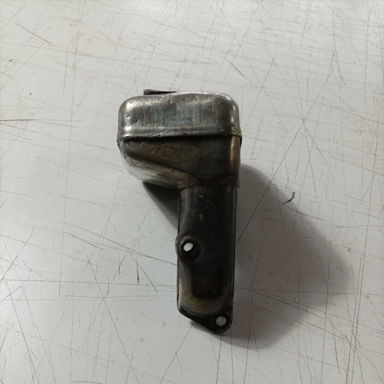 SILENZIATORE MARMITTA TERMINALE DI SCARICO PER MOTOSEGA CASTOR C 70 ALPINA A 70