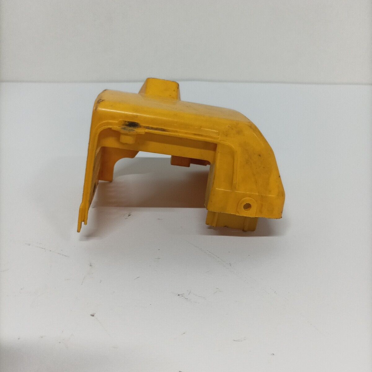 Ricambio COPERCHIO COPRI MOTORE usato decespugliatore EMAK DYNAMAC DB 40 L