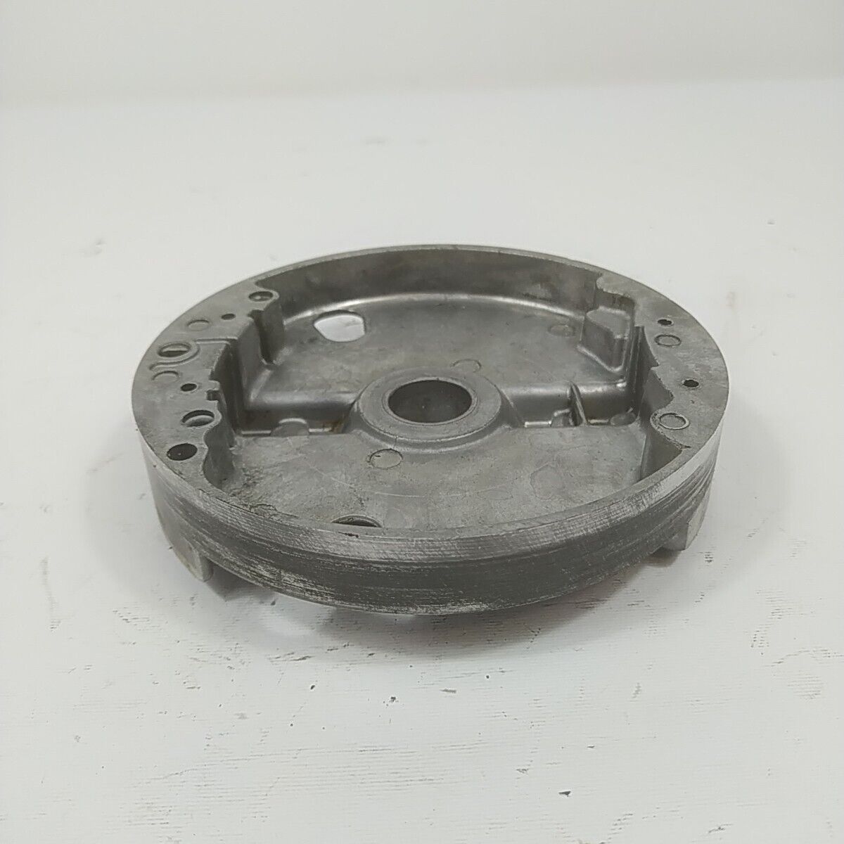 Ricambi VOLANO MAGNETICO AVVIAMENTO per tosaerba Briggs & Stratton 675 EXi usati