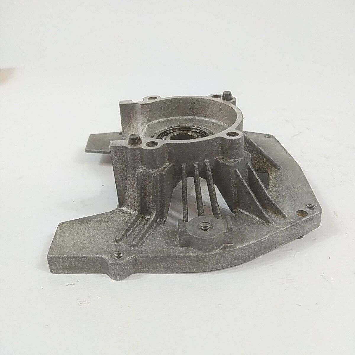 Ricambio CARTER BASAMENTO CILINDRO usato per decespugliatore OLEO MAC DYNAMAC