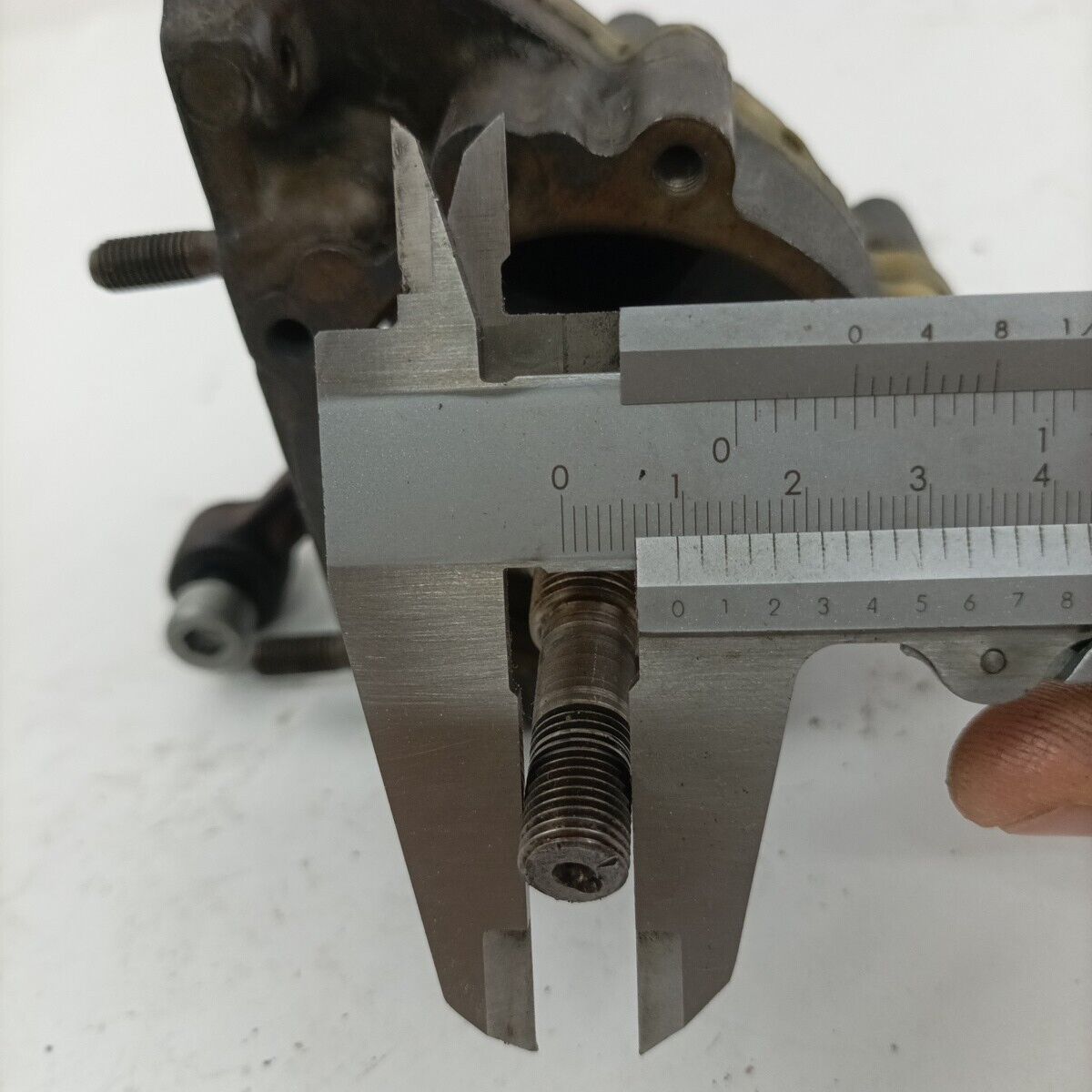 Ricambi CARTER BASAMENTO ALBERO MOTORE Originali Usati MOTOSEGA HOMELITE XL - 12