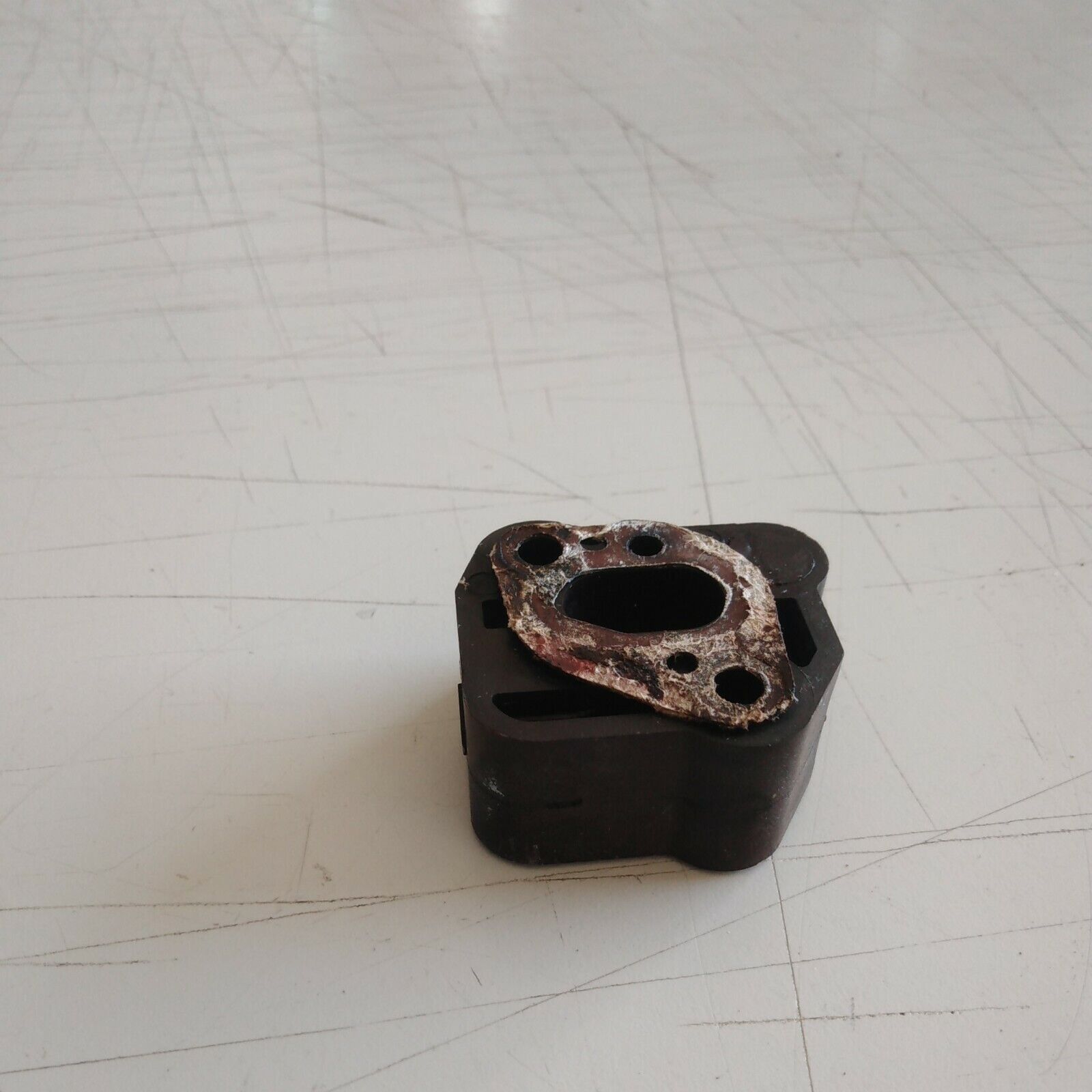 DECESPUGLIATORE CASTOR TURBO 20 COLLETTORE CARBURATORE ASPIRAZIONE ricambi Usato