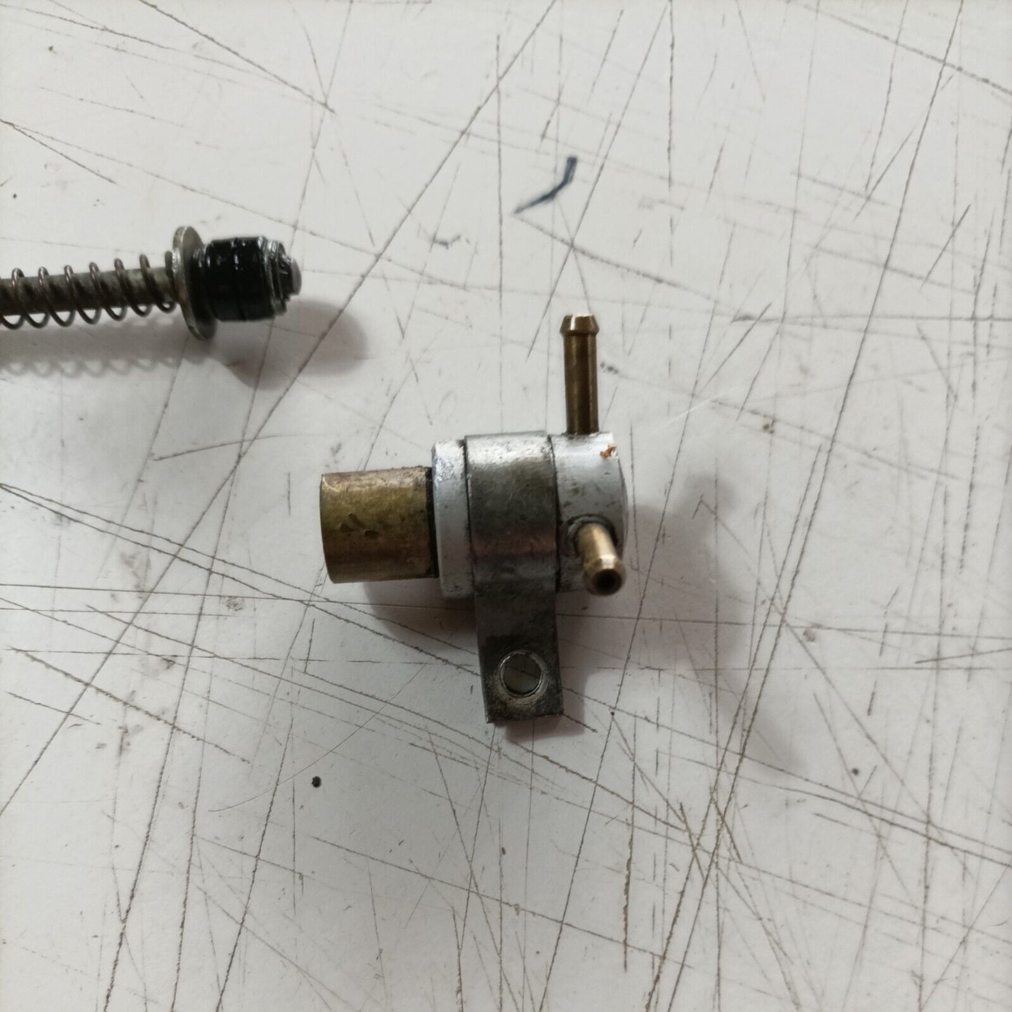 MANIGLIA MANICO IMPUGNATURA SUPERIORE PER MOTOSEGA CASTOR C70 ALPINA A70