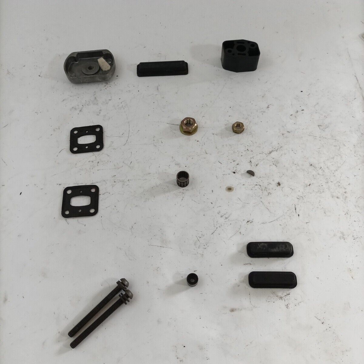 ricambi usati kit avviamento collettore carburatore decespugliatore maruyama 420