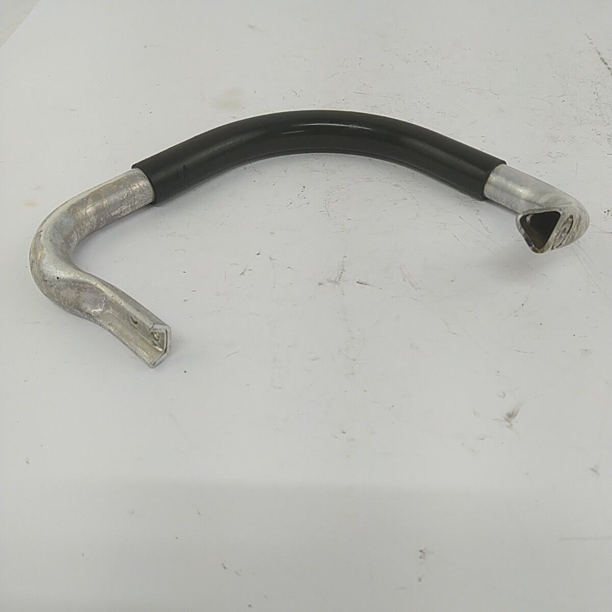 Ricambio usato MANIGLIA MANICO SUPERIORE IMPUGNATURA per MOTOSEGA Echo 330 EVL