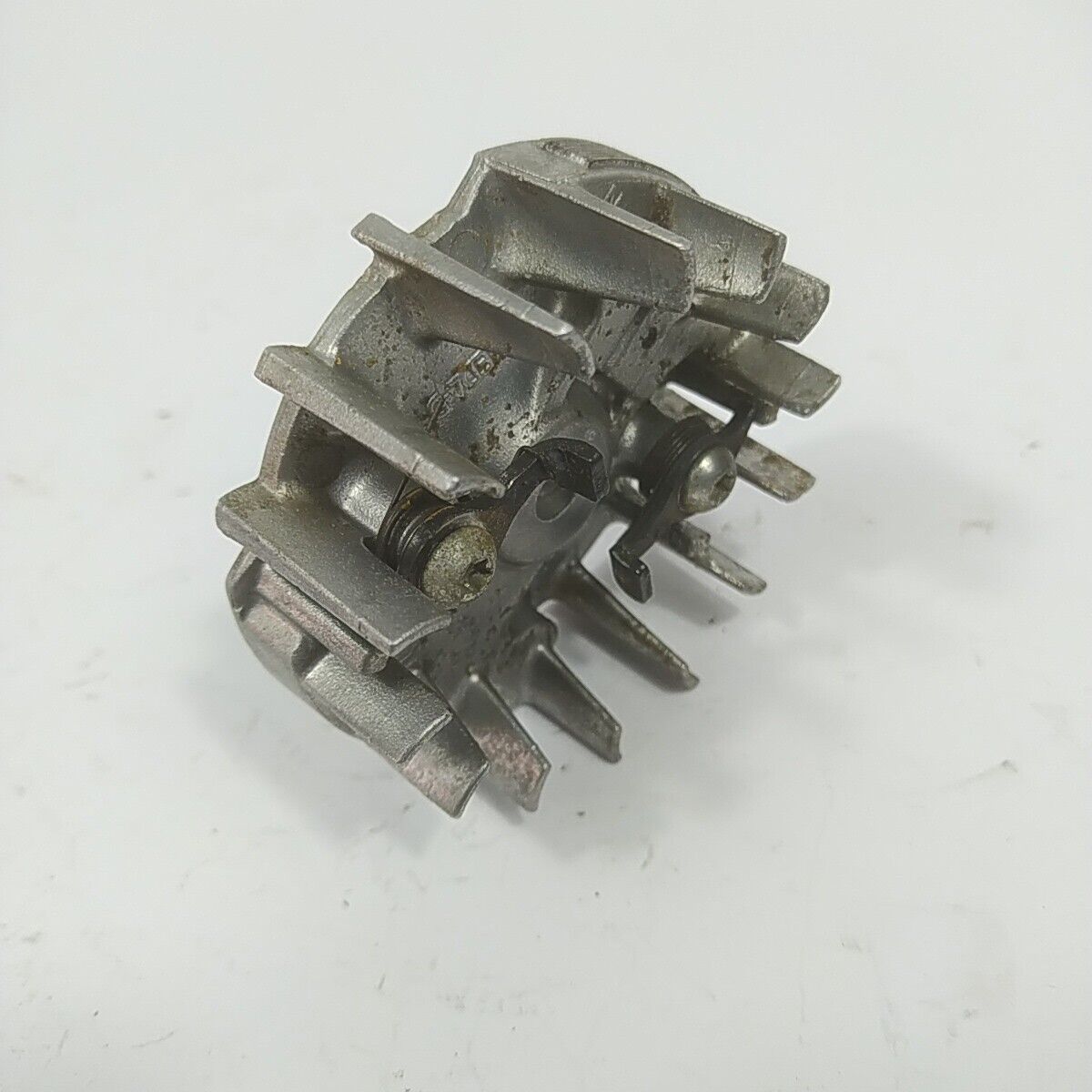 MOTOSEGA ZENOAH G 2000 t VOLANO magnete DI AVVIAMENTO accensione  UK 08001 usato