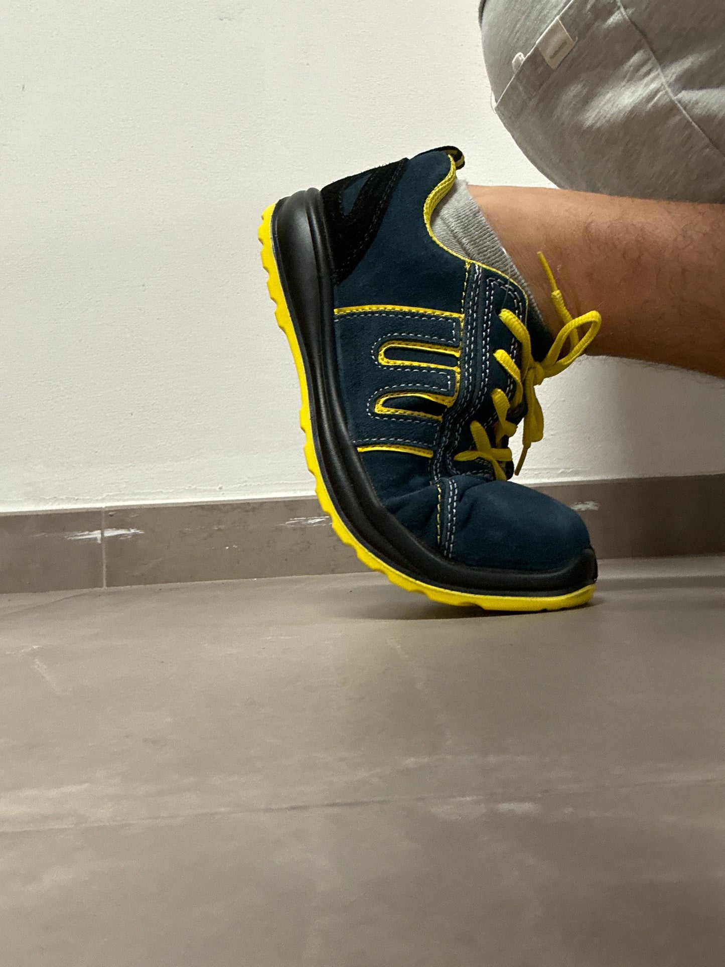 Urgent - Scarpe antinfortunistiche da lavoro, unisex, modello 216