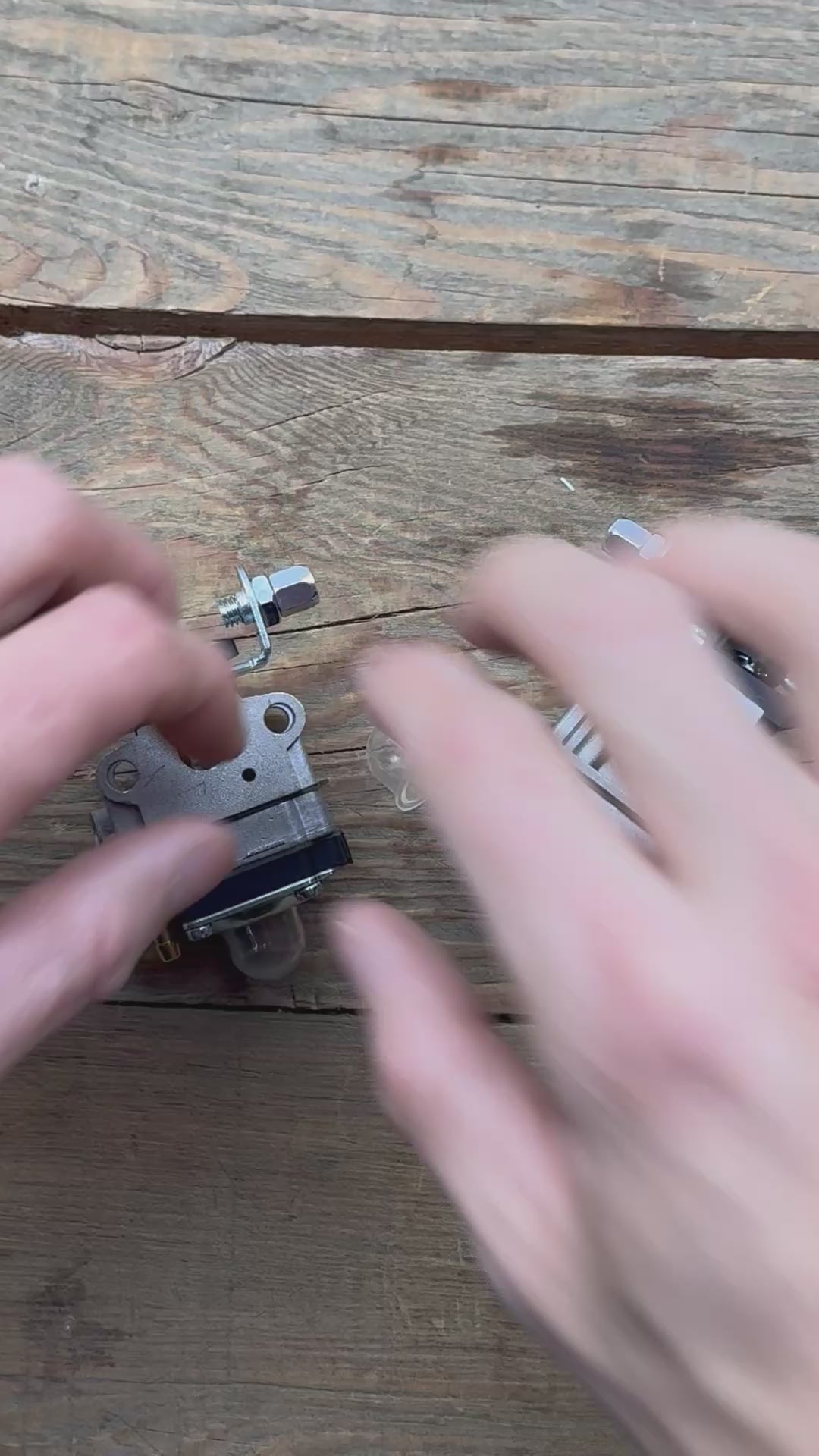 video primer pompetta carburante benzina per motosega e decespugliatore